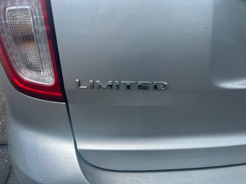 Used 2011 Ford Explorer Limited w/ 301A Rapid Spec Order Code AWD/4WD image 4