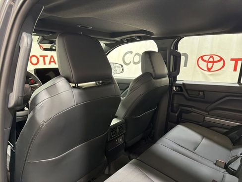 Used 2026 Toyota 4Runner TRD Off-Road Premium AWD/4WD image 21