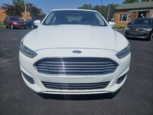 Used 2014 Ford Fusion SE image 4