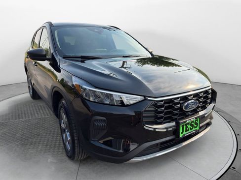 Used 2025 Ford Escape Platinum AWD/4WD image 4