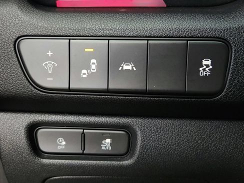 Used 2020 Kia Niro EX Premium FWD image 20