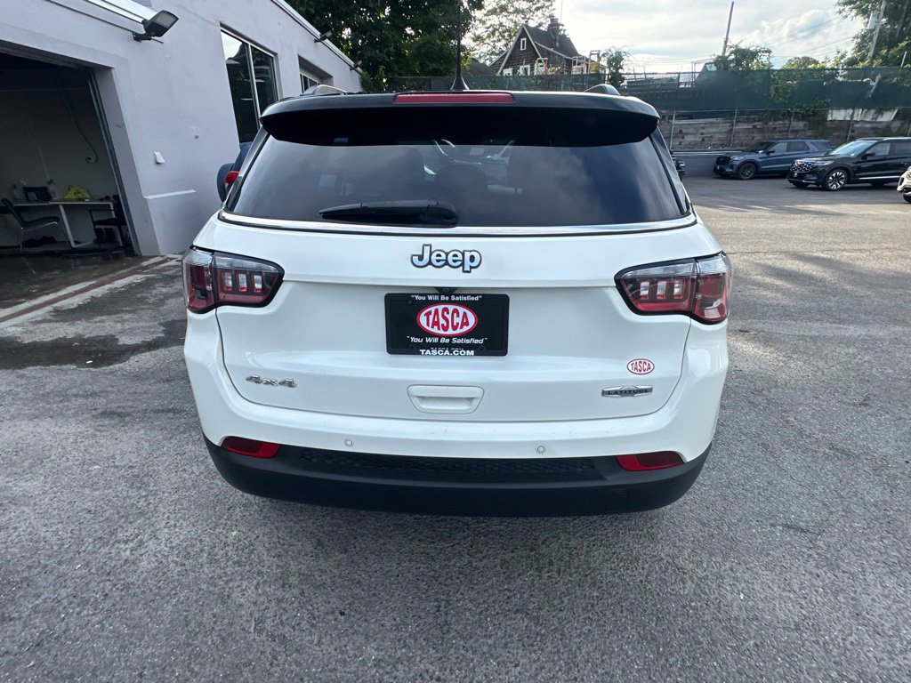 Used 2019 Jeep Compass Latitude w/ Cold Weather Group AWD/4WD image 5