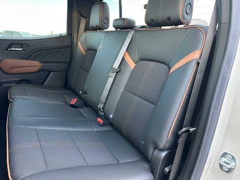 New 2026 GMC Canyon AT4 image 17