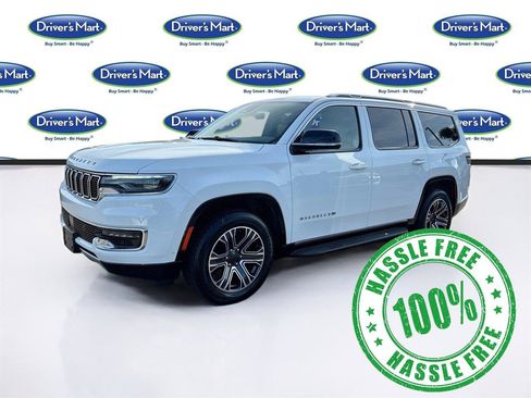 Used 2024 Jeep Wagoneer Series II w/ Flexible Seating Group RWD image 3