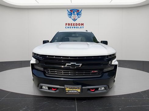 Used 2019 Chevrolet Silverado 1500 LT Trail Boss AWD/4WD image 11