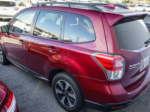 Used 2018 Subaru Forester 2.5i Premium image 6