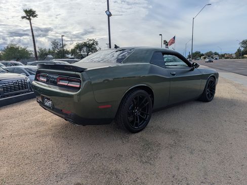 Used 2022 Dodge Challenger R/T Scat Pack w/ T/A Package image 3