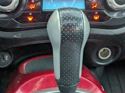 Used 2013 Nissan Juke SL image 10