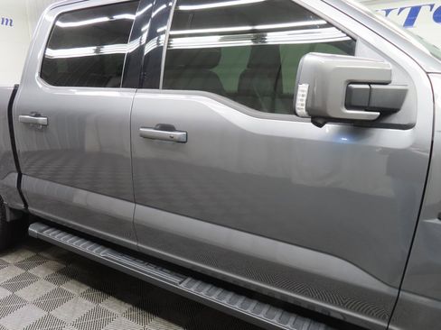 Used 2025 Ford F150 Lariat image 40