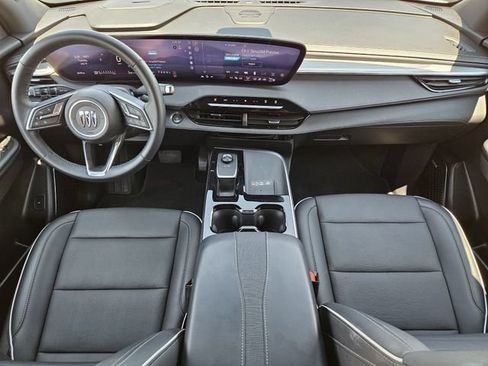 Used 2025 Buick Enclave Preferred FWD image 24