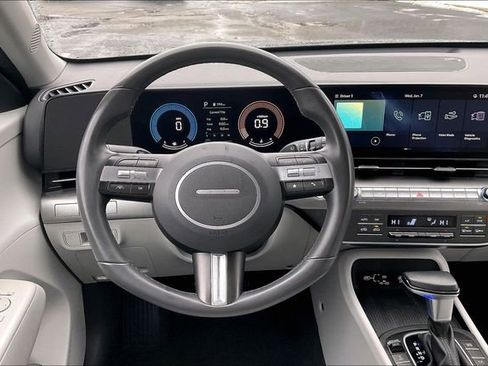 Certified 2024 Hyundai Kona SEL image 6