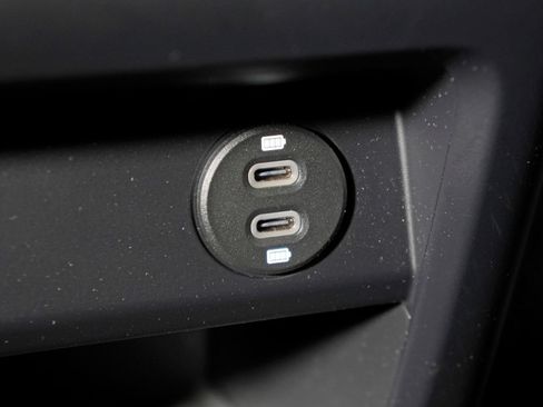Certified 2023 Porsche Cayenne AWD/4WD image 39