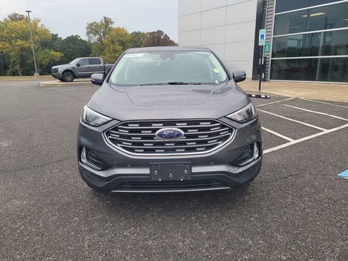 Certified 2024 Ford Edge Titanium image 8