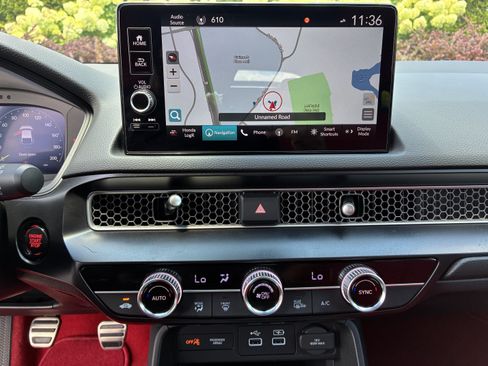 Used 2025 Honda Civic Type R image 32