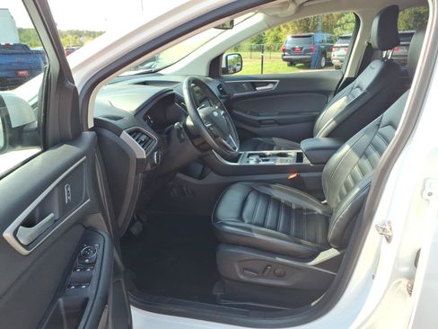 Certified 2024 Ford Edge SEL AWD/4WD image 10