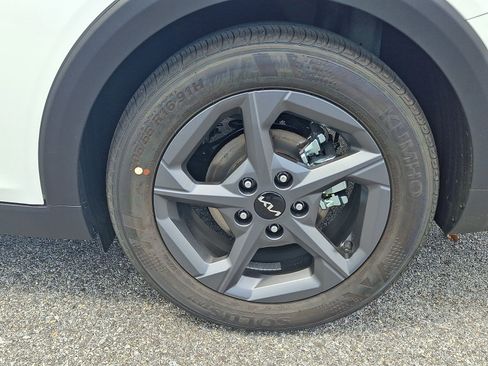 New 2026 Kia K4 FWD image 5
