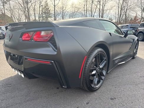 Used 2017 Chevrolet Corvette Stingray Coupe image 5