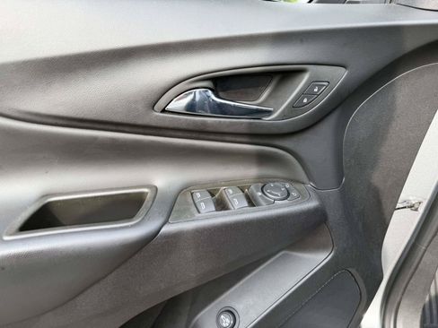 Certified 2023 Chevrolet Equinox LT AWD/4WD image 18
