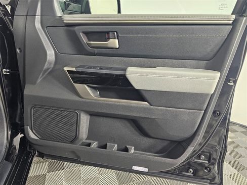 Used 2024 Toyota Tundra Limited image 35