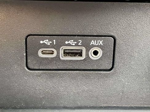 Used 2025 Nissan Altima 2.5 SV FWD image 26