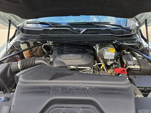 Used 2024 RAM 2500 Big Horn AWD/4WD image 26