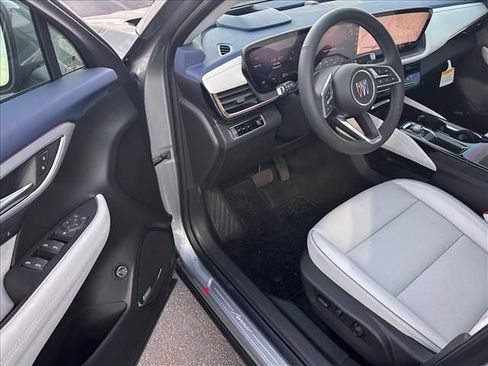 New 2026 Buick Envision Avenir image 17