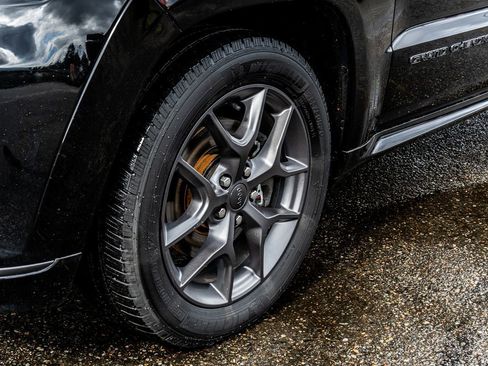 Used 2020 Jeep Grand Cherokee Limited X image 13