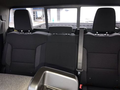 New 2026 GMC Sierra 1500 SLE w/ X31 Off-Road Package AWD/4WD image 19