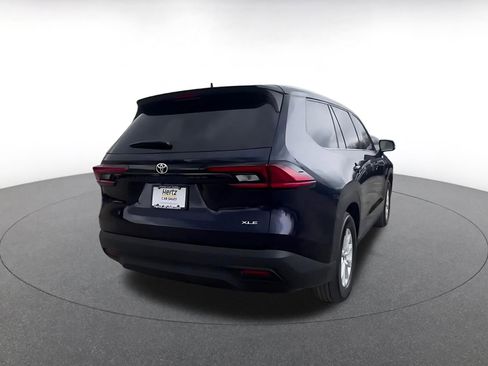 Used 2025 Toyota Grand Highlander LE image 14