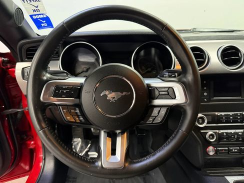 Used 2020 Ford Mustang GT RWD image 23