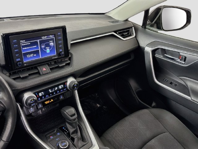 Used 2022 Toyota RAV4 XLE w/ Convenience Package AWD/4WD image 22