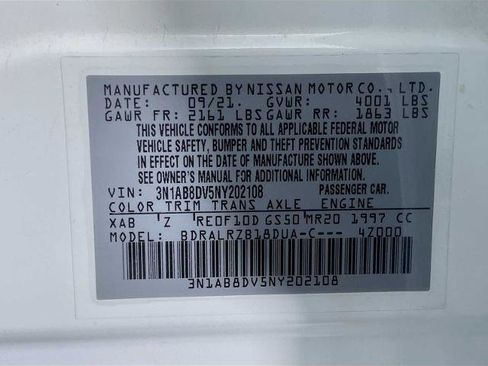 Certified 2022 Nissan Sentra SR w/ Midnight Edition image 28