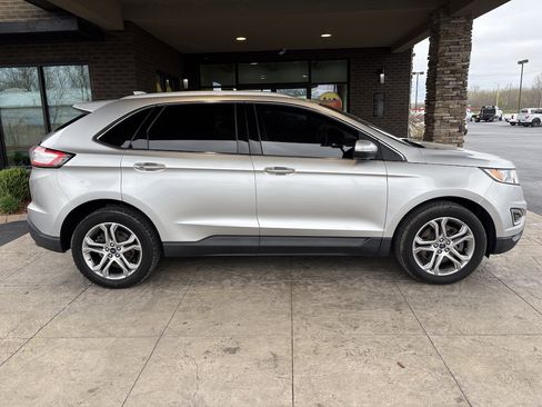 Used 2016 Ford Edge Titanium w/ Technology Package image 5