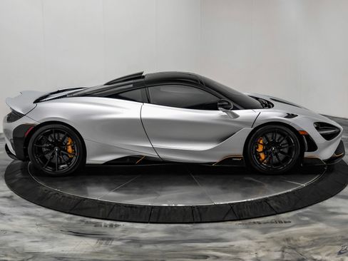 Used 2021 McLaren 765LT RWD image 27