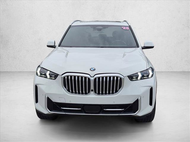 Used 2025 BMW X5 sDrive40i w/ Parking Assistance Package RWD image 2