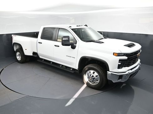 New 2026 Chevrolet Silverado 3500 W/T AWD/4WD image 37