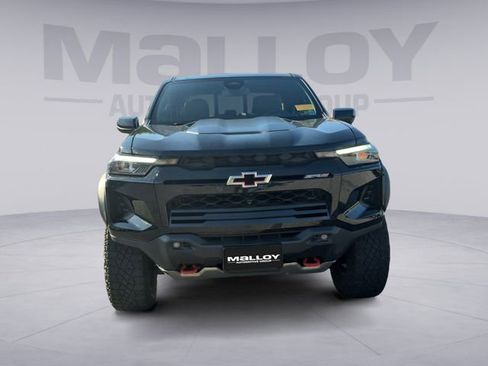 Used 2024 Chevrolet Colorado ZR2 w/ ZR2 Convenience Package III AWD/4WD image 8