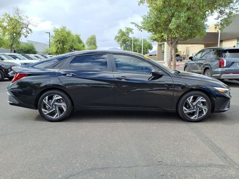 Certified 2025 Hyundai Elantra Sport FWD image 6