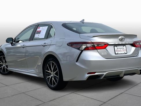 Used 2024 Toyota Camry SE image 21