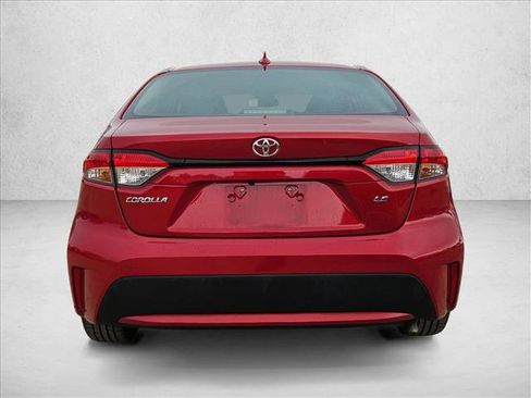 Used 2021 Toyota Corolla LE FWD image 6