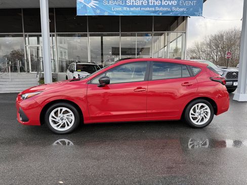 Certified 2025 Subaru Impreza 2.0i image 1