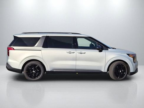 New 2026 Kia Carnival SX Prestige image 4