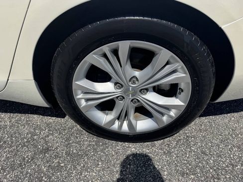 Used 2014 Chevrolet Impala LT w/ Premium Seating Package FWD image 8