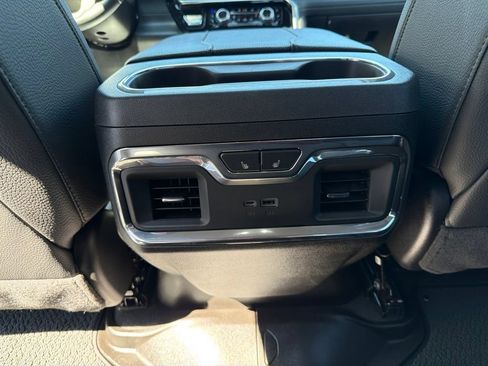 Used 2025 GMC Sierra 1500 Denali AWD/4WD image 25