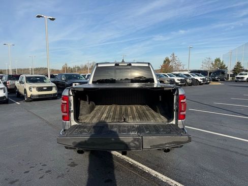 Used 2024 RAM 1500 Limited image 7