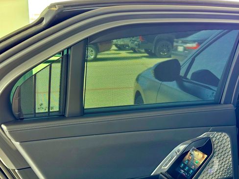 Used 2024 BMW 760i xDrive image 22