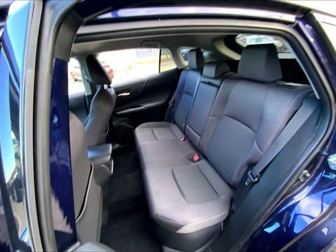 Used 2022 Toyota Venza LE image 20