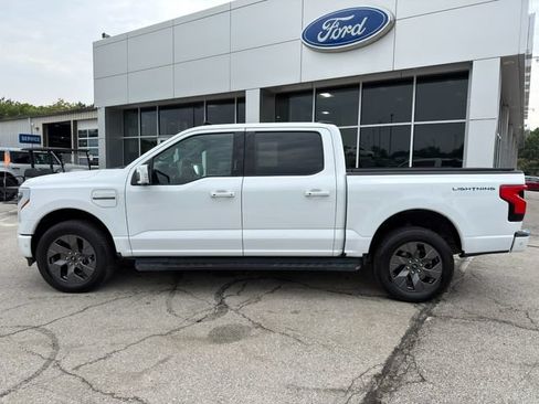 Used 2023 Ford F150 Lightning Lariat w/ Equipment Group 511A High AWD/4WD image 4