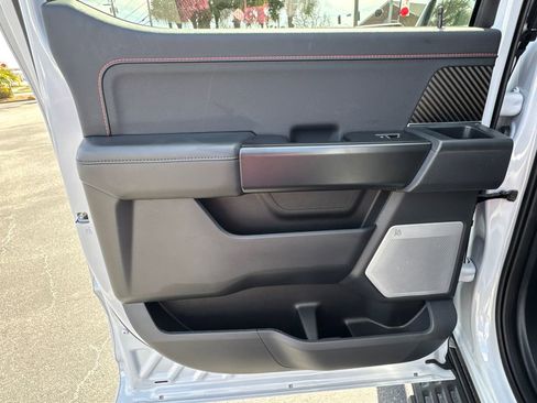 Used 2025 Ford F150 Raptor AWD/4WD image 21