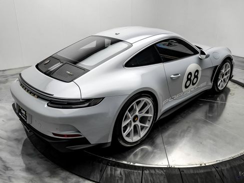 Used 2024 Porsche 911 GT3 RS image 19